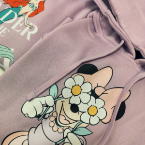 Sudadera con capucha premium estampada